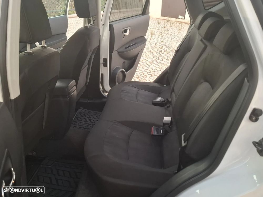 Nissan Qashqai 1.6 dCi Acenta S&S - 16