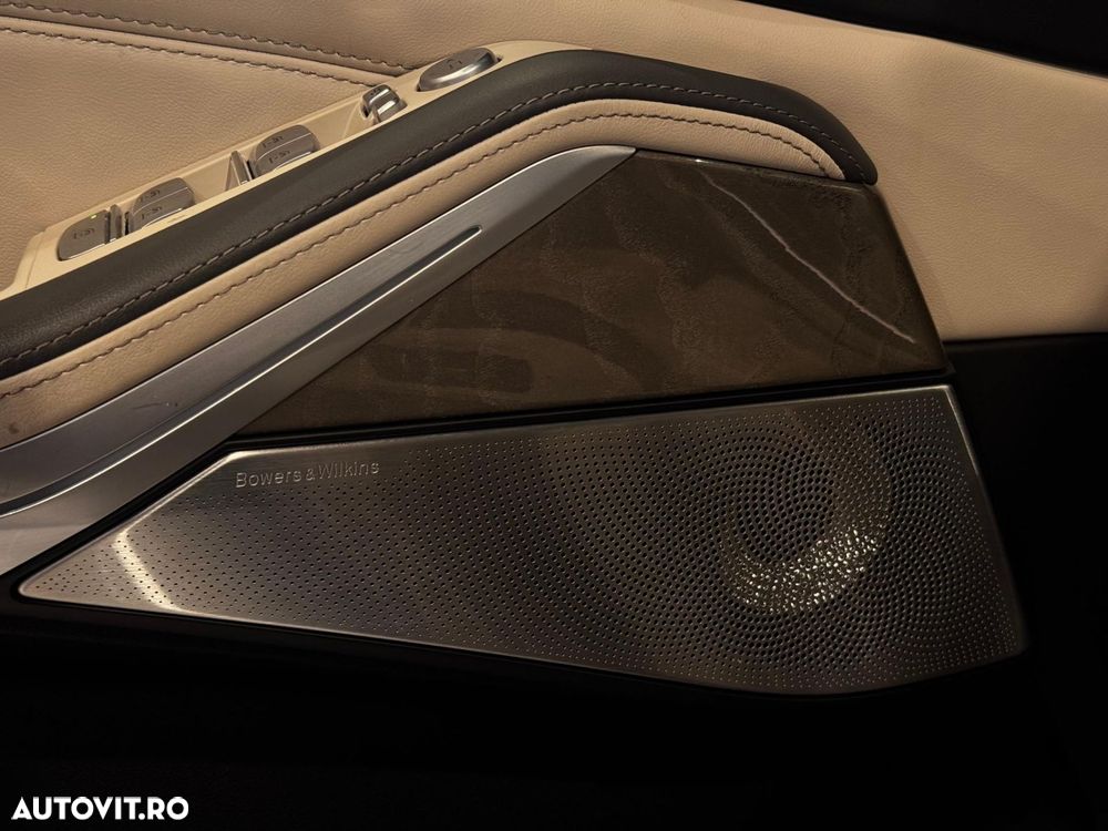 BMW X7 xDrive40d MHEV - 32