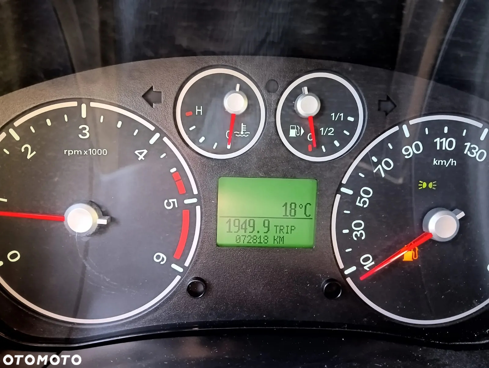 Ford Transit Connect 230 LWB Van - 2