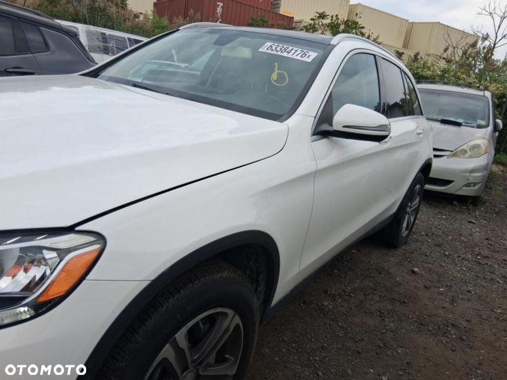 Mercedes-Benz GLC - 17