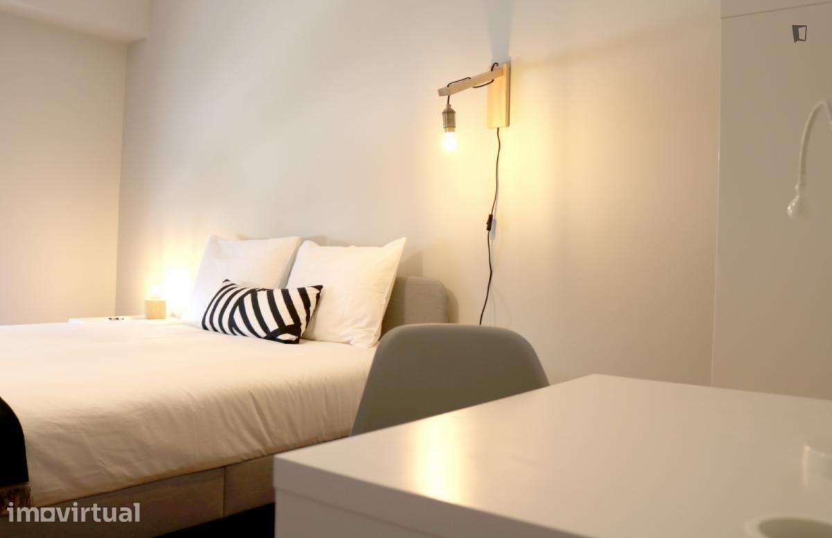 Quarto - localizado em Lumiar Lisbon - Grande imagem: 2/21