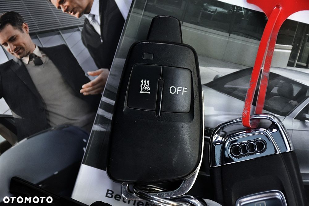 Audi A4 Avant 2.0 TDI DPF quattro Attraction - 30