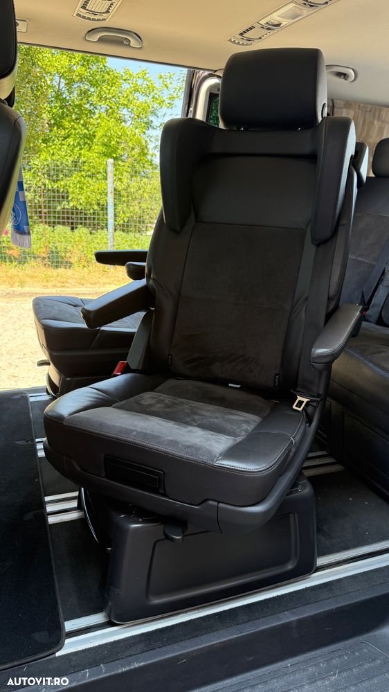 Volkswagen Multivan - 19