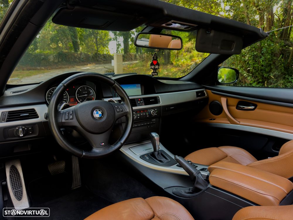 BMW 320 d Cabrio Auto - 3