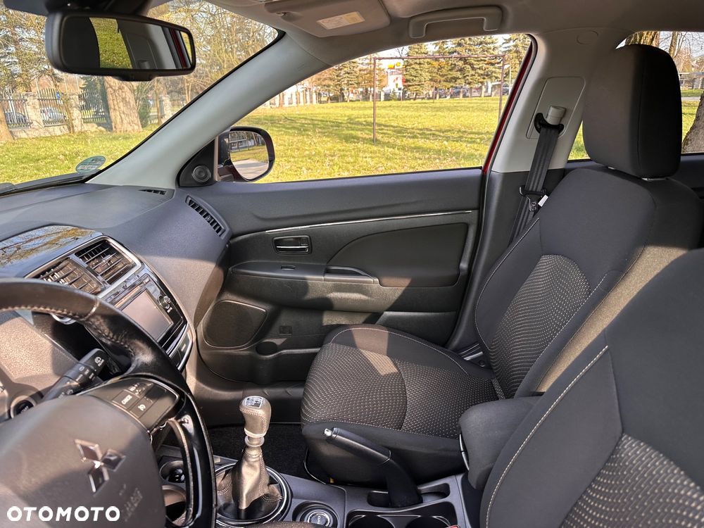 Mitsubishi ASX 1.6 DI-D 4WD Plus - 17