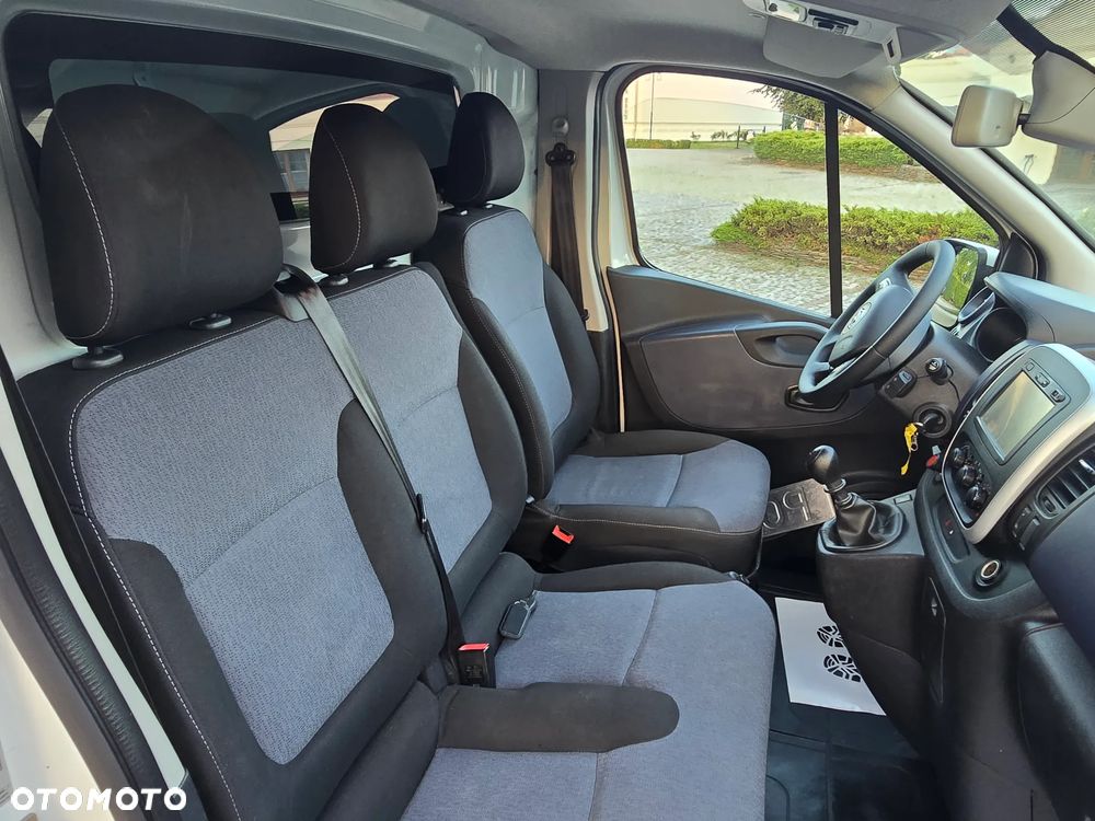 Opel Vivaro - 27