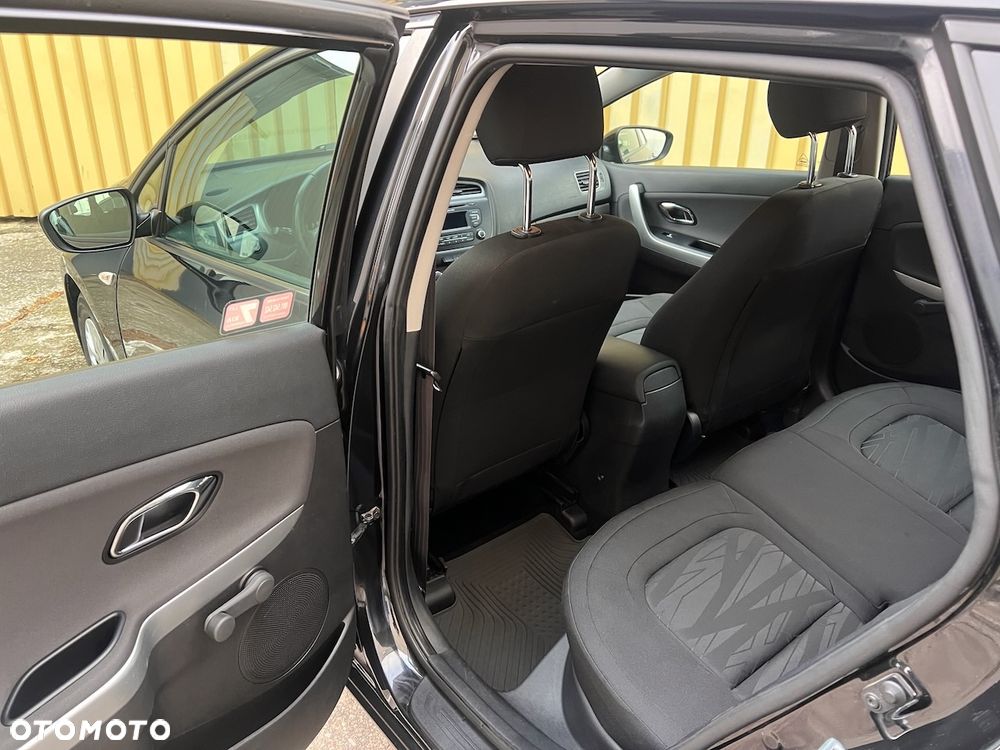 Kia Ceed 1.6 CRDi Business Line - 17