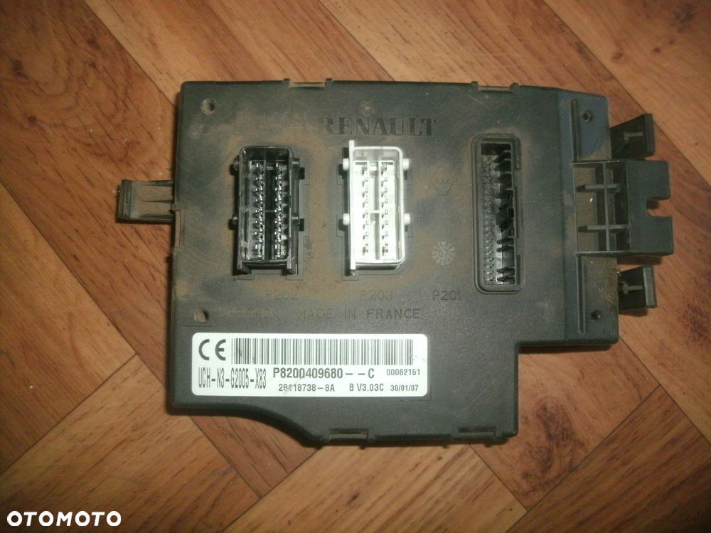 modul komfortu uch renault trafic p8200409680c x83 n3 - 1