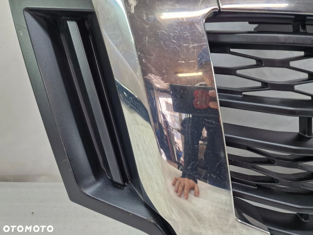 NISSAN NV400 LIFT 21- ATRAPA / GRILL PRZEDNI PRZÓD , NR 62310-8169R , NR AUKCJI GL791 - 15