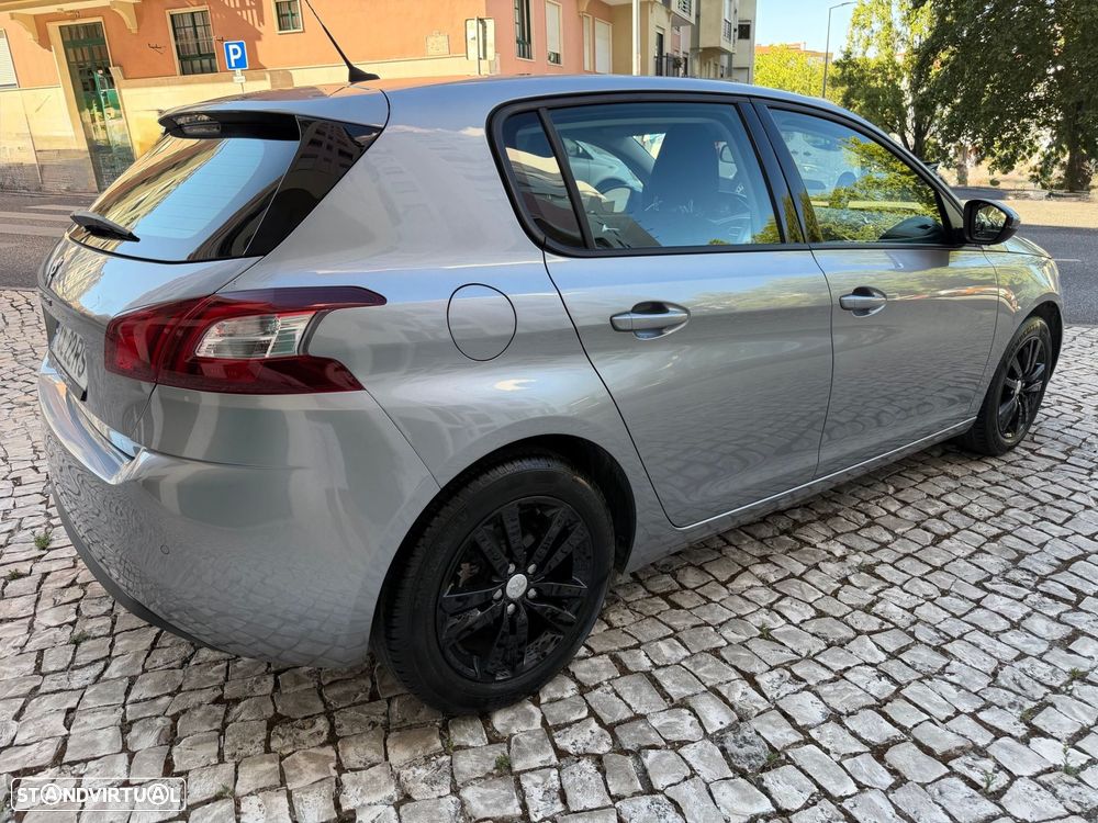 Peugeot 308 1.2 PureTech Active - 24