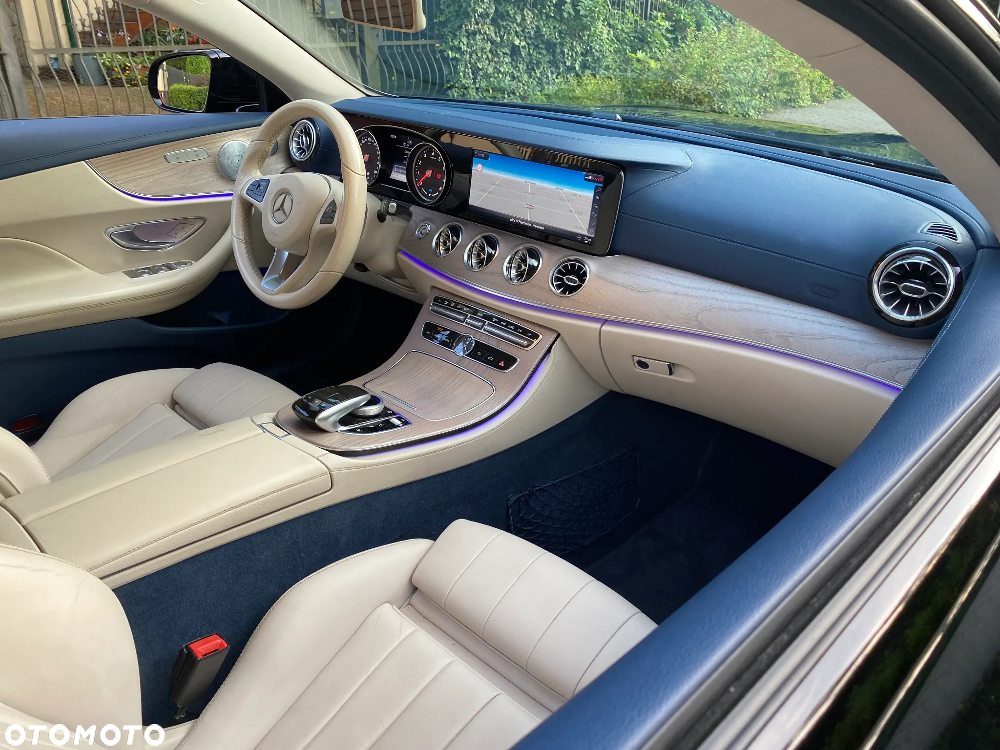 Mercedes-Benz Klasa E 350 Coupe 9G-TRONIC AMG Line - 16