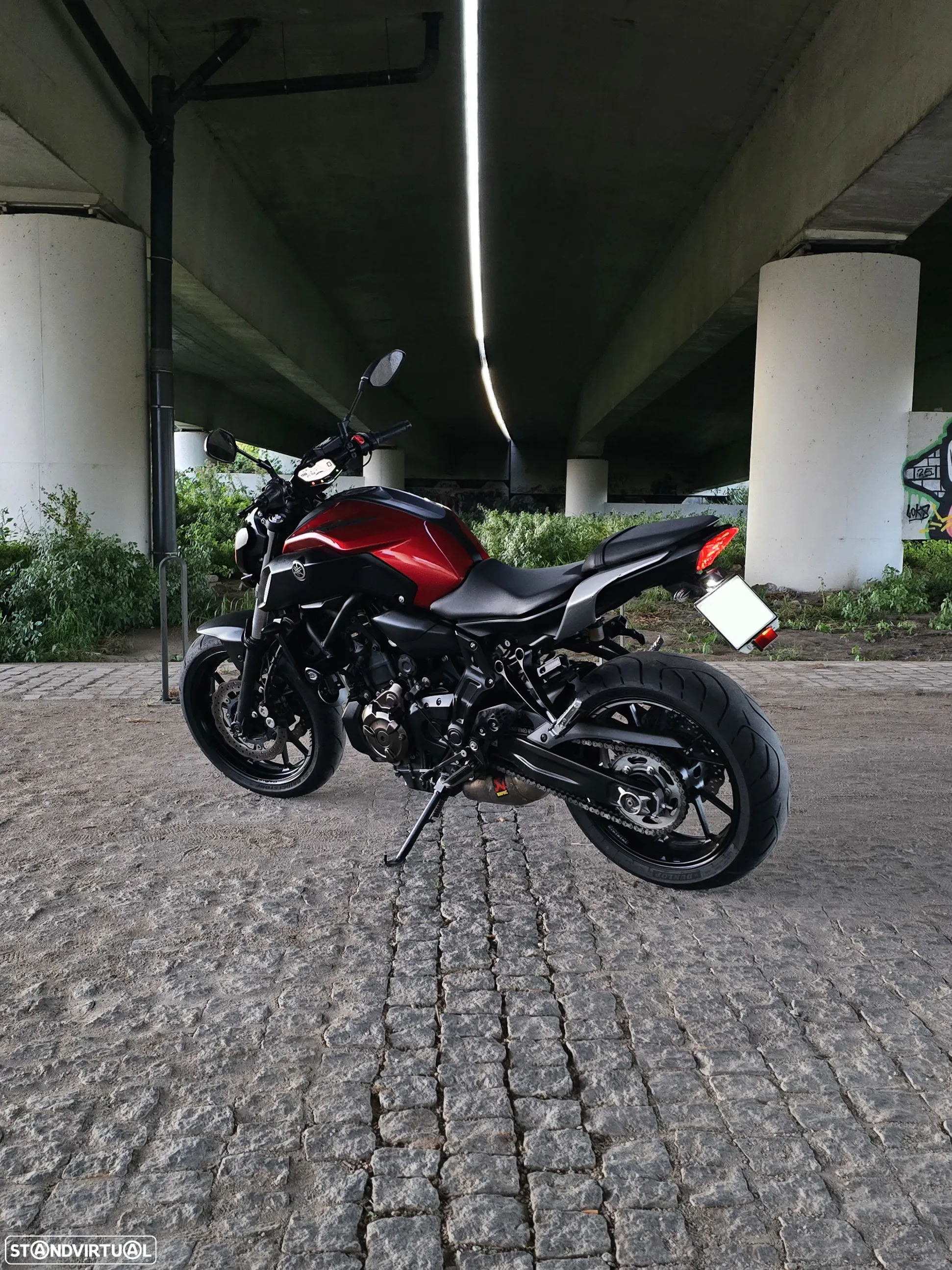 Yamaha MT-07 35kw Akrapovic - 2