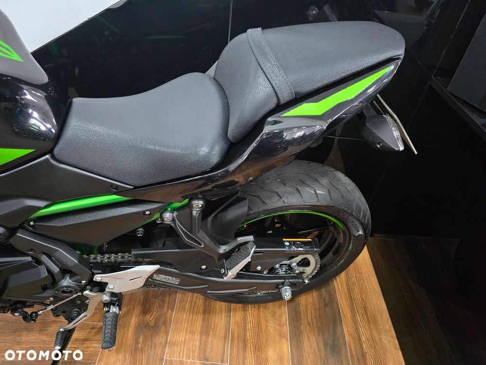 Kawasaki Z 650 - 26