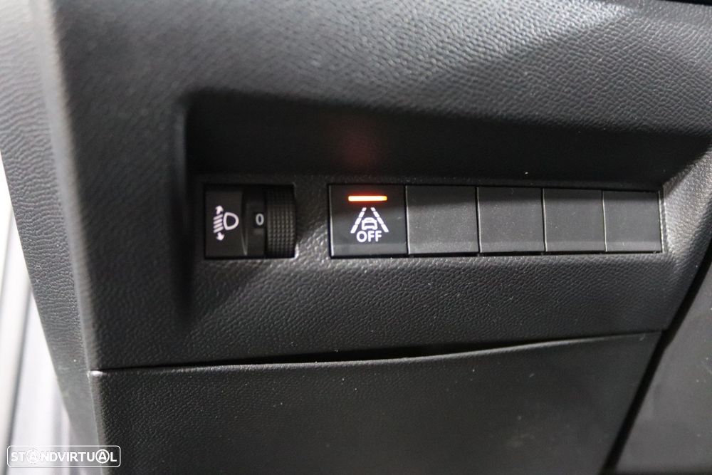 Peugeot 208 PureTech 75 Active Pack - 11