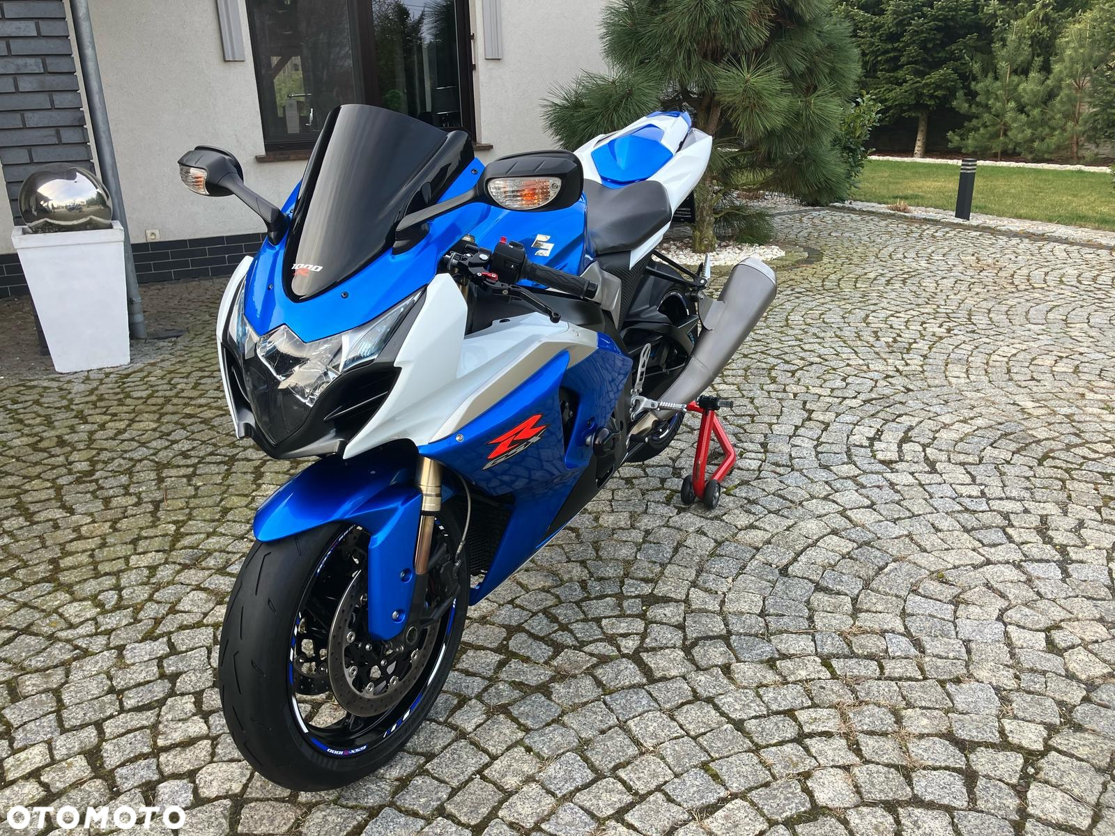 Suzuki GSX-R - 28
