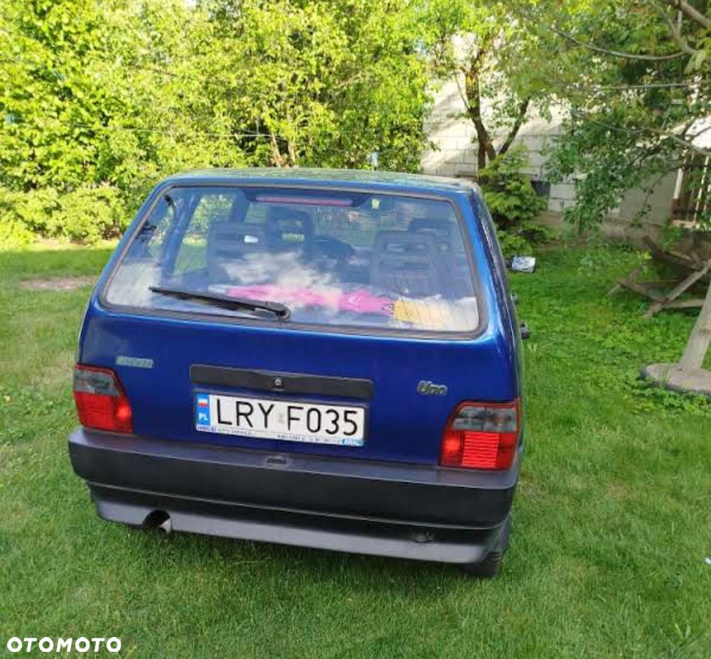 Fiat Uno 899 - 3