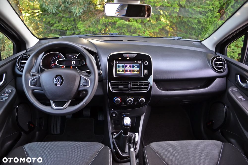 Renault Clio - 20