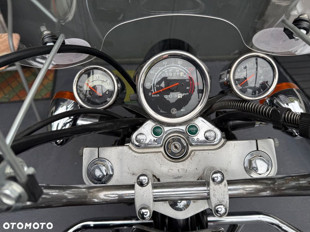 Lifan LF - 8