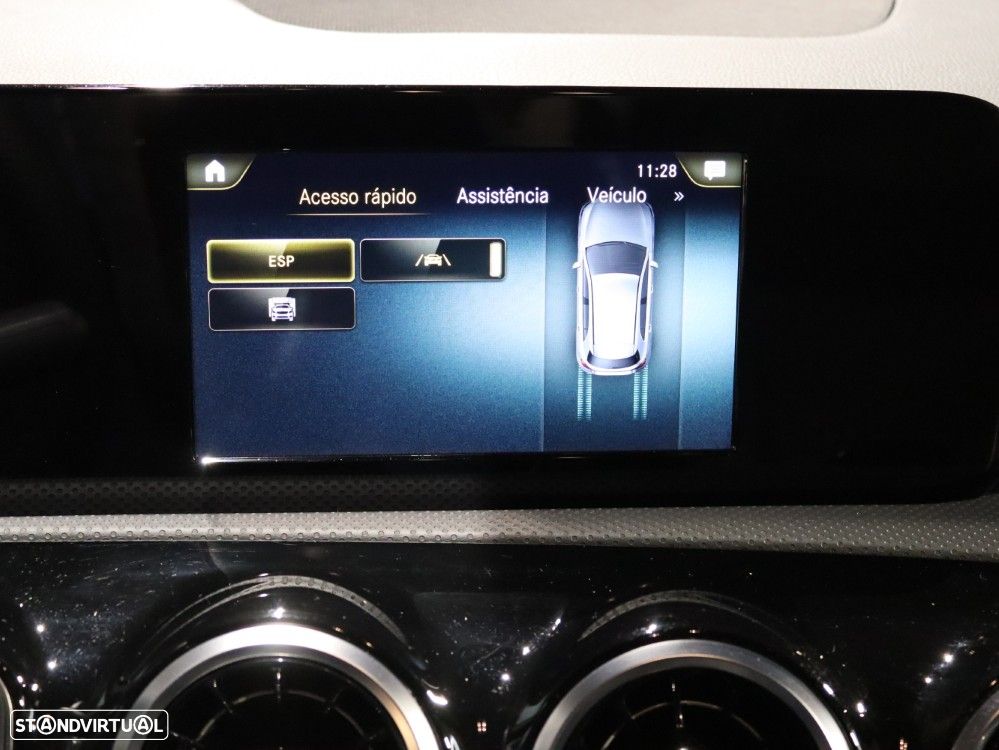 Mercedes-Benz A 180 d AMG Line Aut. - 30