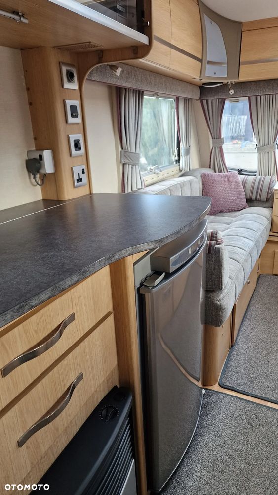 Coachman Pastiche - 35
