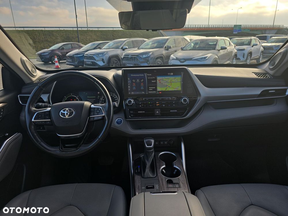 Toyota Highlander - 11