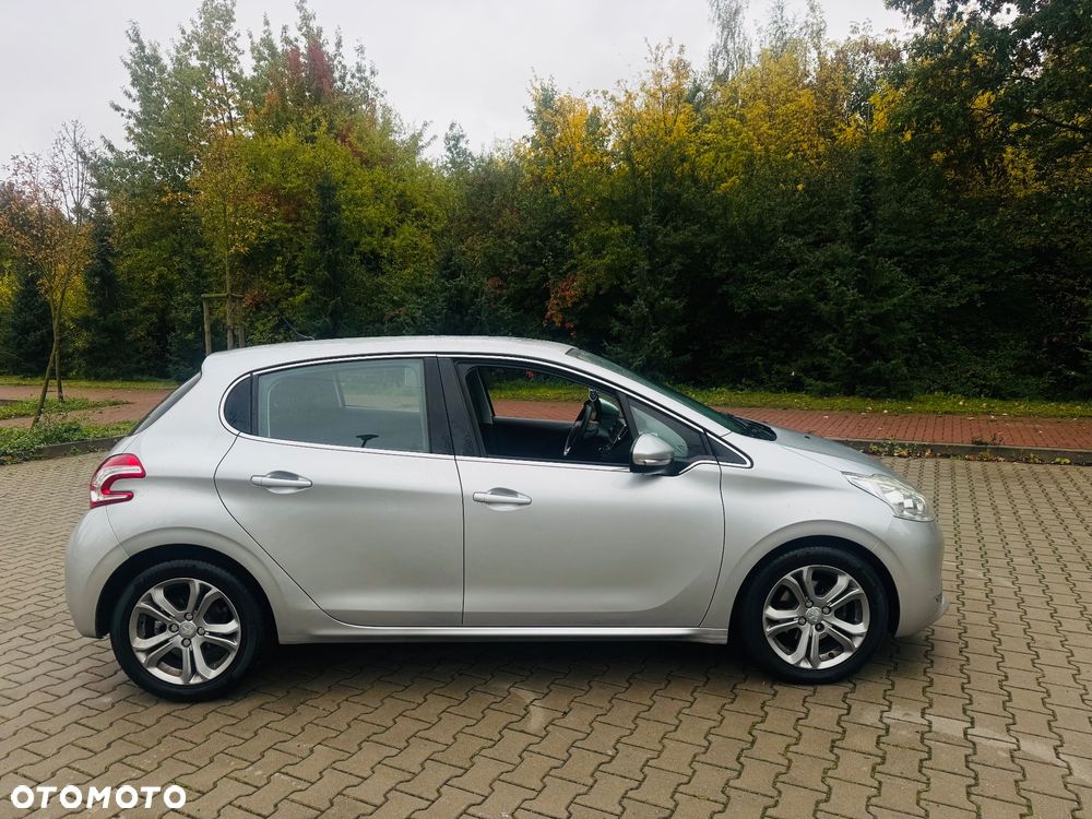 Peugeot 208 1.6 VTi Allure - 20