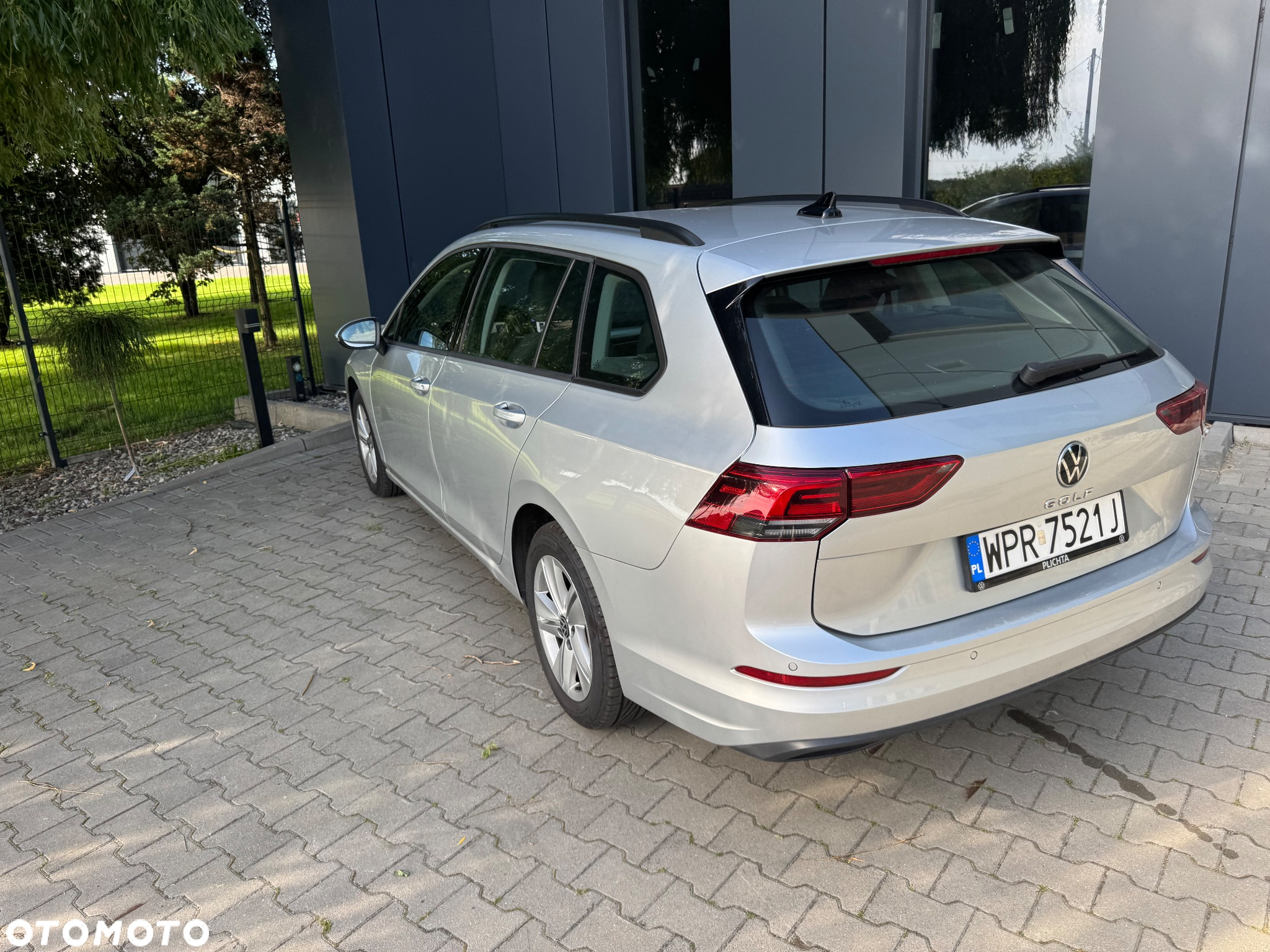 Volkswagen Golf VIII 2.0 TDI Life - 8