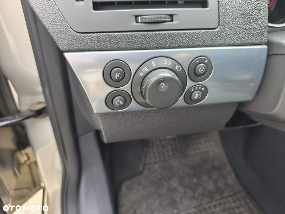 Opel Astra 1.8 Cosmo - 13