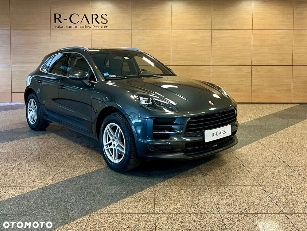Porsche Macan - 1