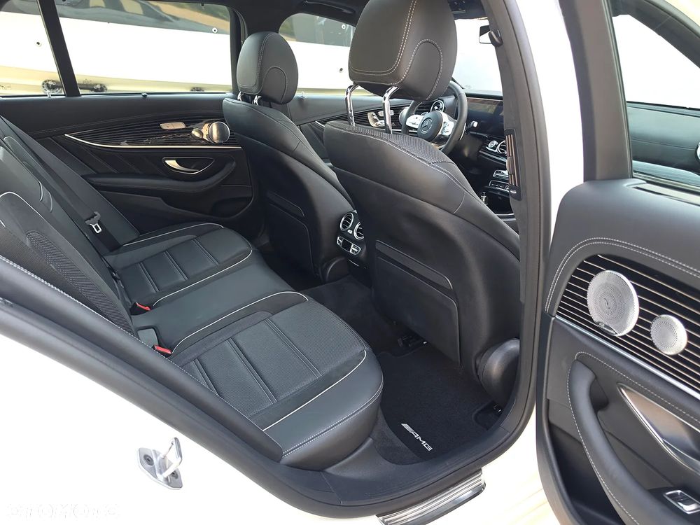 Mercedes-Benz Klasa E AMG 63 S 4-Matic+ - 15