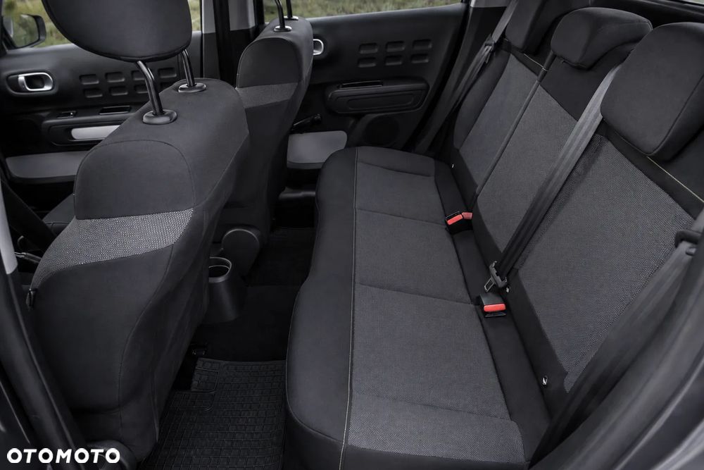 Citroën C3 Pure Tech 82 FEEL - 10
