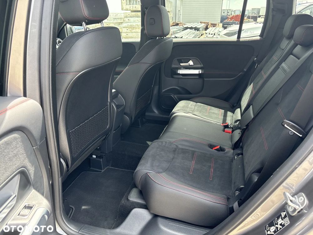 Mercedes-Benz GLB 200 d 8G-DCT - 13