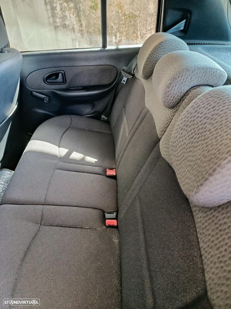 Renault Clio 1.2 16V Expression - 10