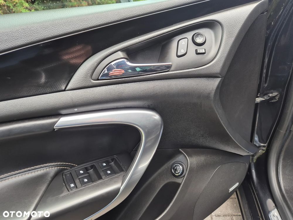 Opel Insignia 2.0 T Cosmo 4x4 S&S - 35
