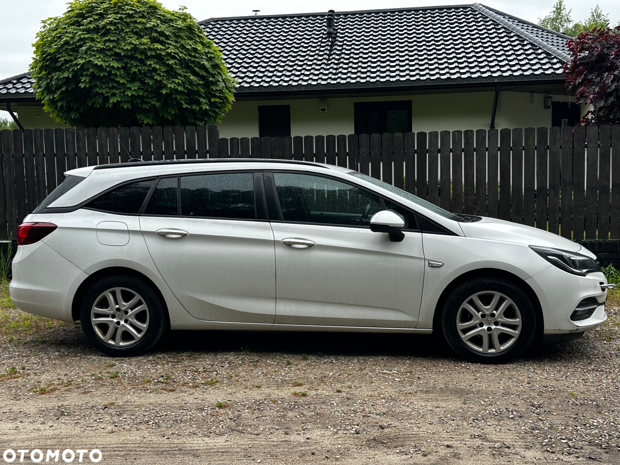 Opel Astra 1.2 Turbo Business Elegance - 4
