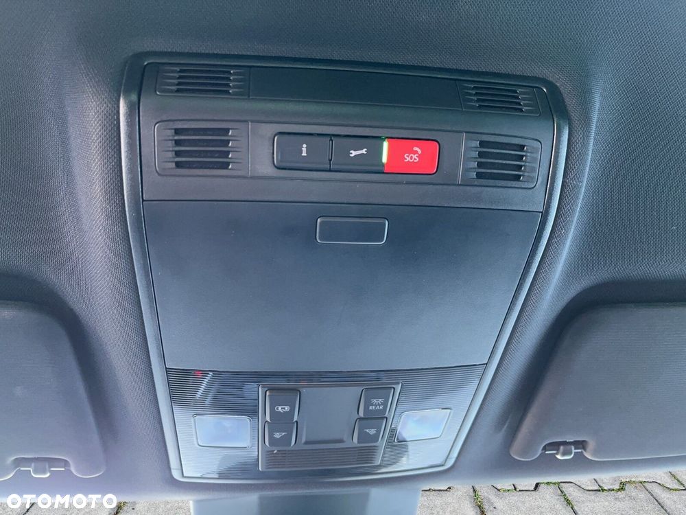 Skoda Superb 2.0 TDI SCR L&K DSG - 35