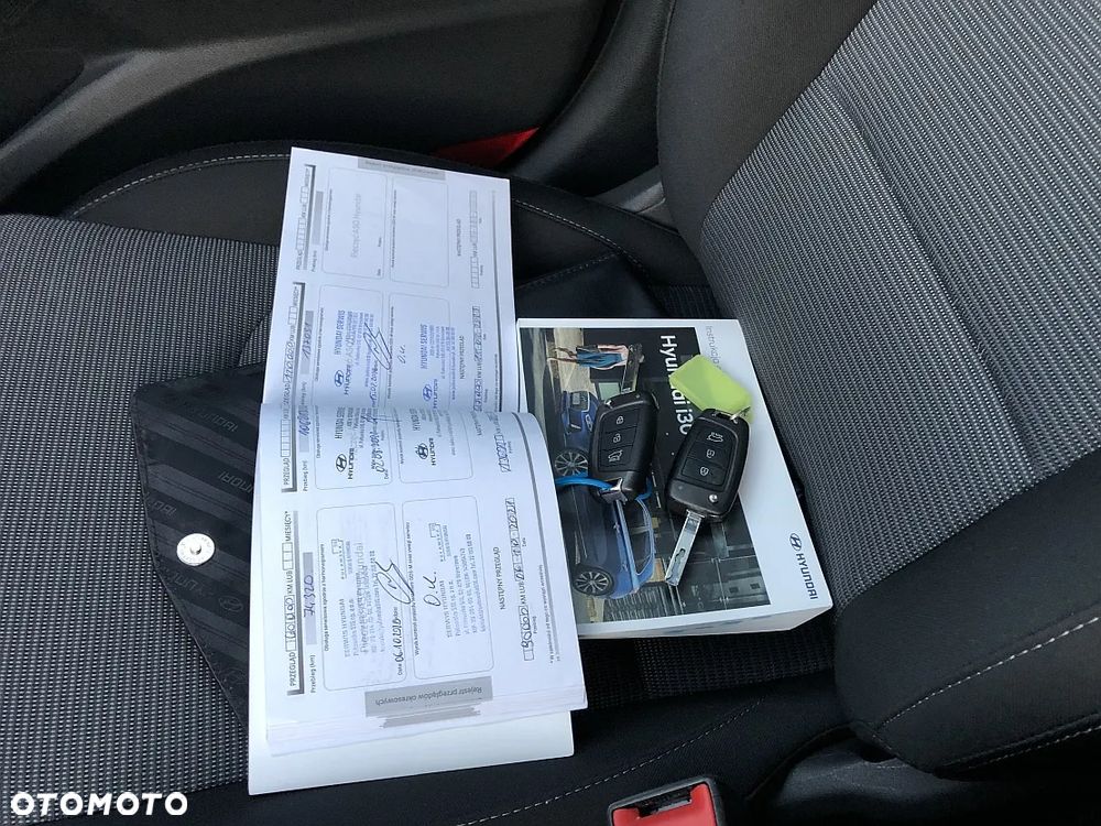 Hyundai i30 1.6 CRDi BlueDrive Comfort DCT - 29