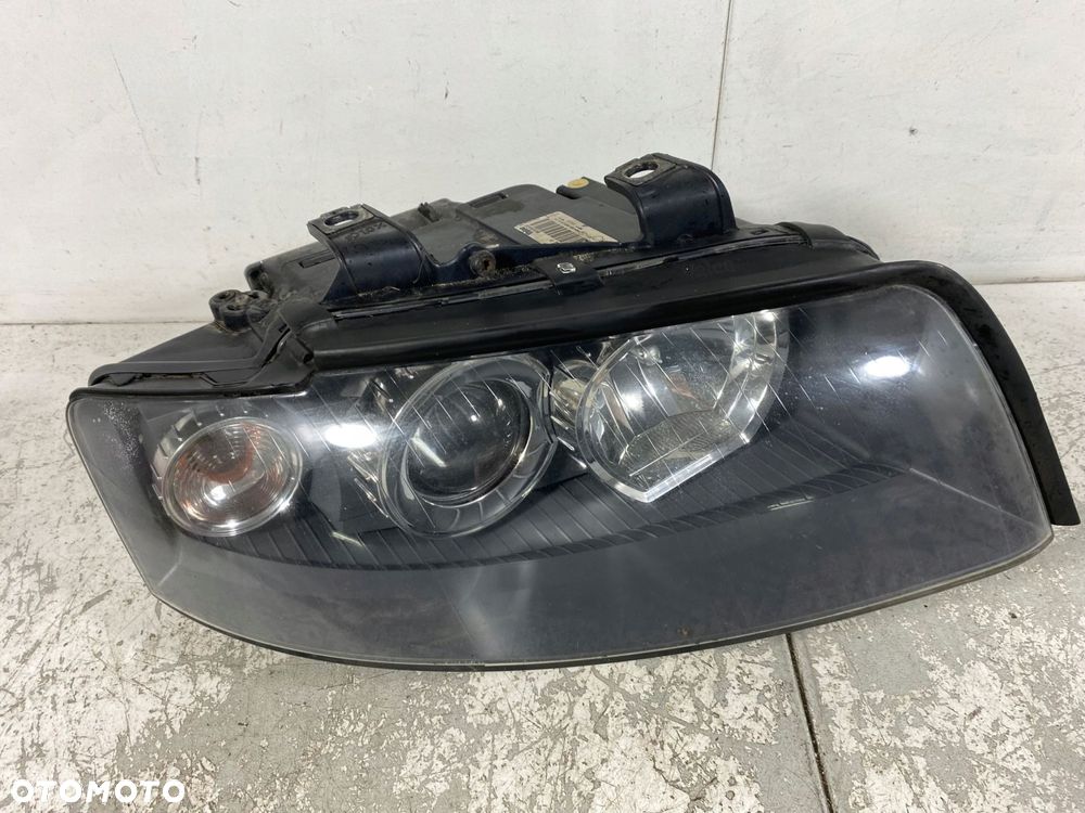 reflektor prawy kompletny audi a4 b6 bixenon 8e0941004p europa - 2