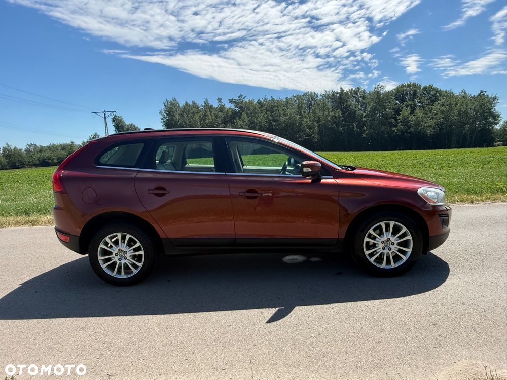 Volvo XC 60 - 4