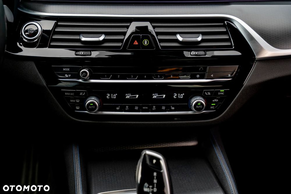 BMW Seria 5 - 24