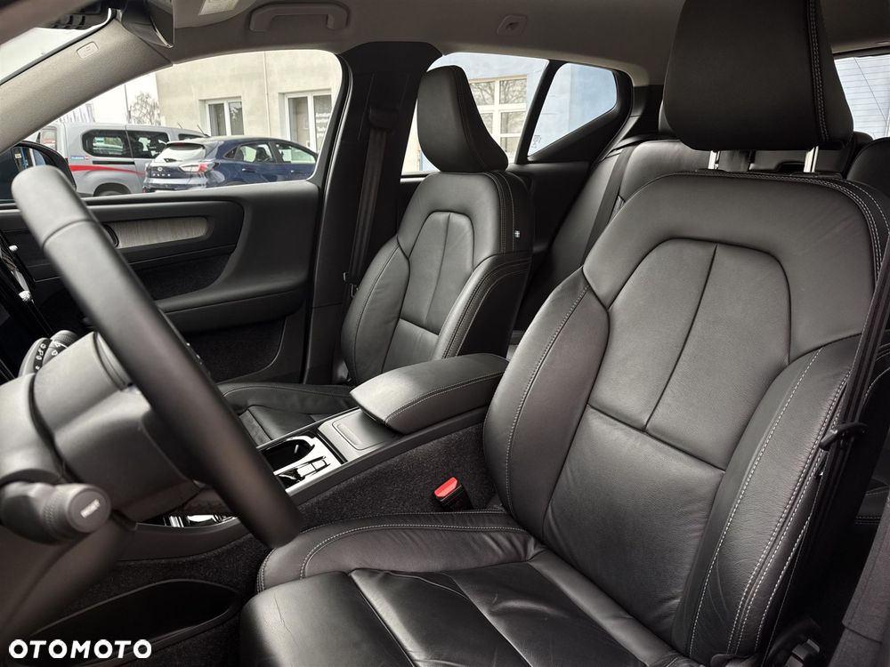 Volvo XC 40 - 20