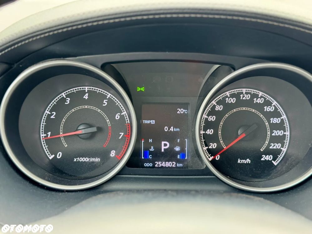 Mitsubishi Outlander 2.4 4WD CVT Intense - 30