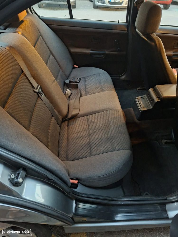 BMW 318 tds - 7