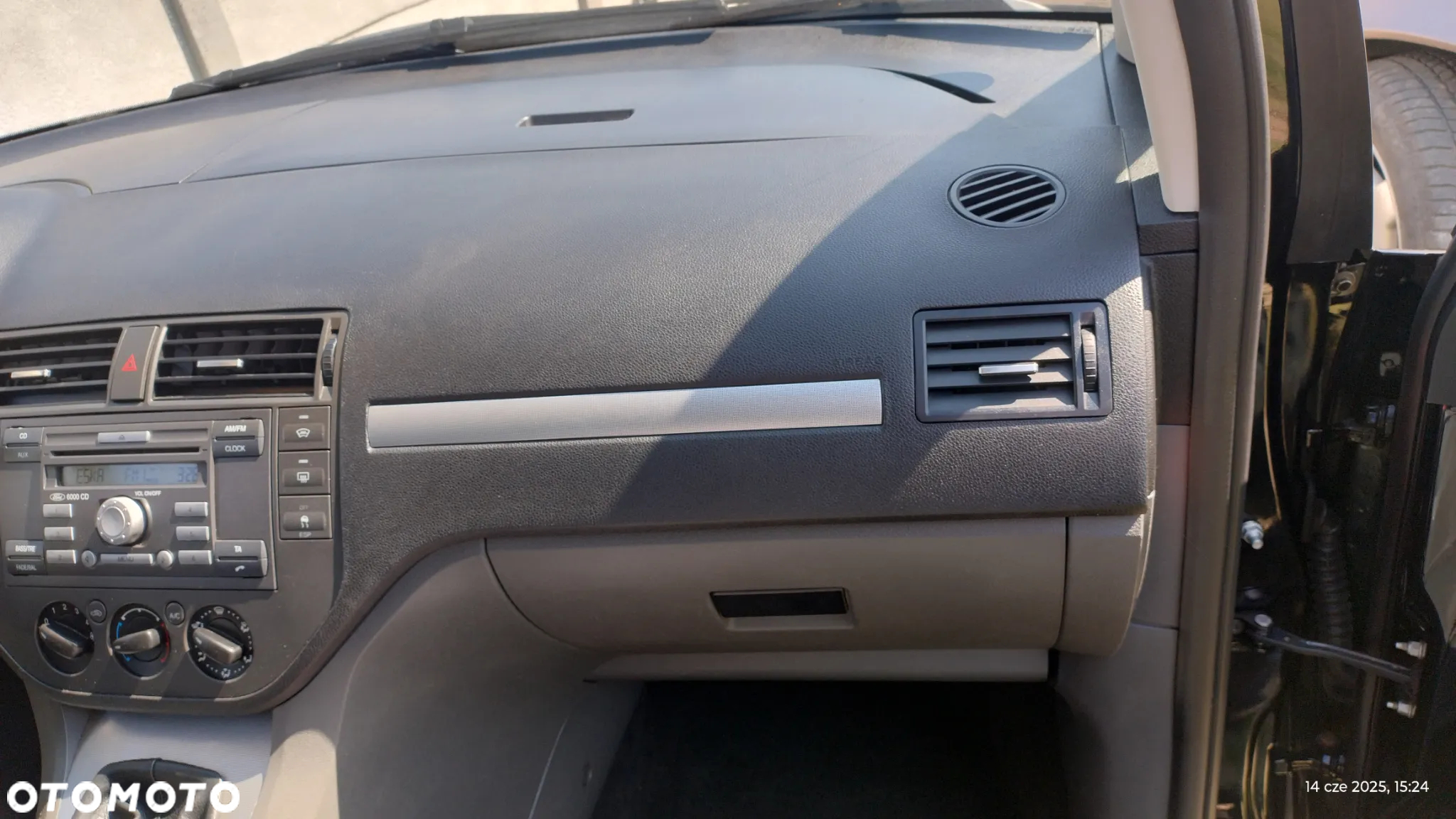Ford C-MAX - 30