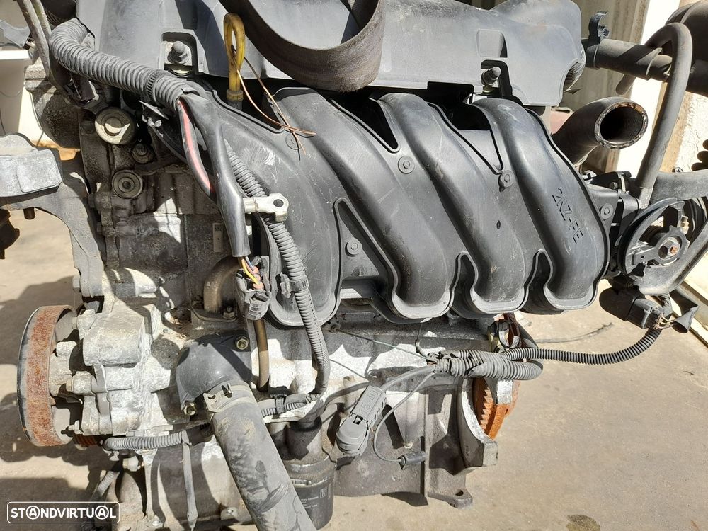 Motor completo TOYOTA Yaris (_P1_) - 1