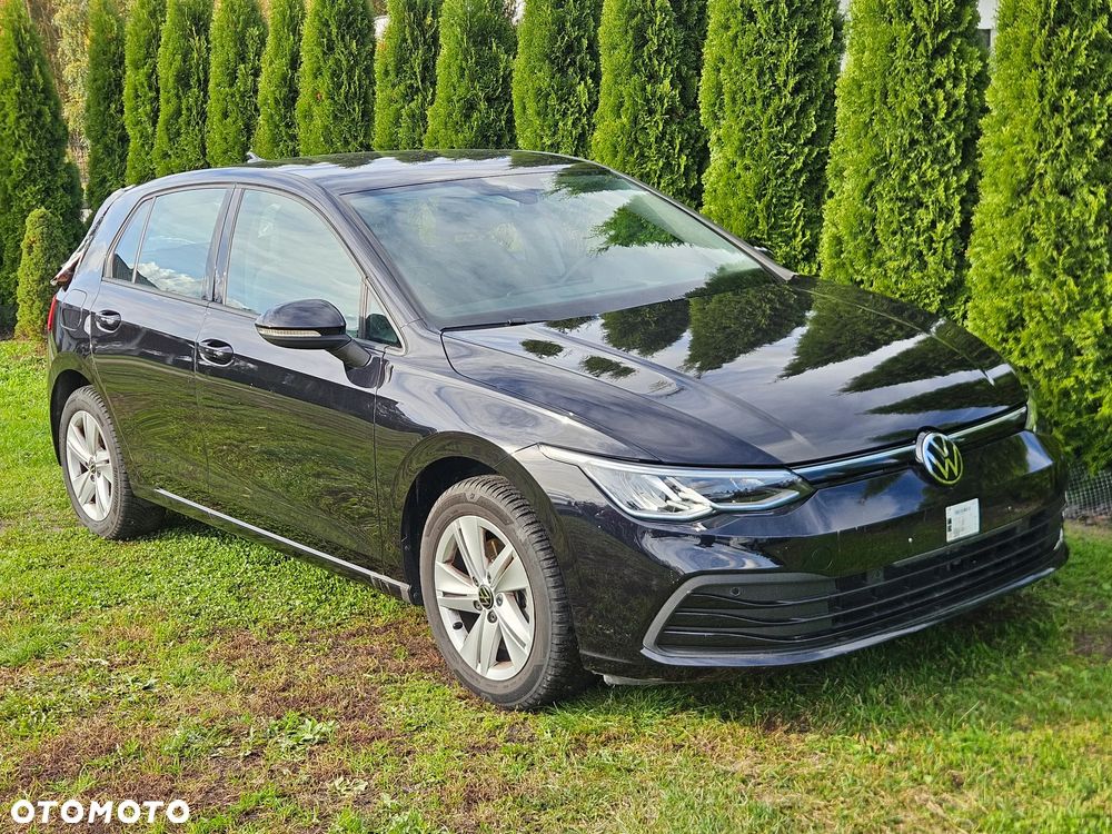 Volkswagen Golf 1.0 eTSI OPF DSG Active - 1