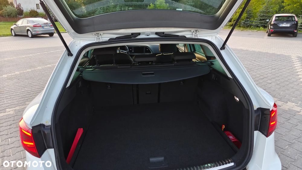Seat Leon 2.0 TDI DPF Start&Stop DSG Style - 17