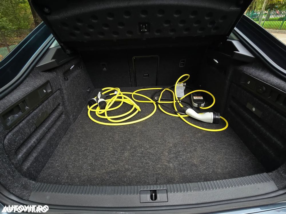 Skoda Superb 1.4 TSI DSG Ambition - 35