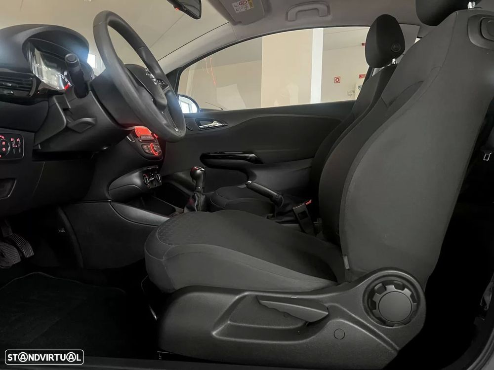 Opel Corsa 1.4 120 Anos - 35