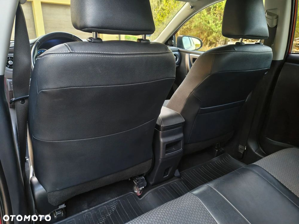 Toyota Corolla 1.4 D-4D Prestige - 18